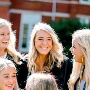 Meet your Posher, Michelle